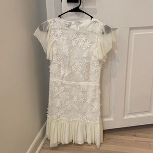 RYSE white floral and lace appliquè mini dress size SMALL